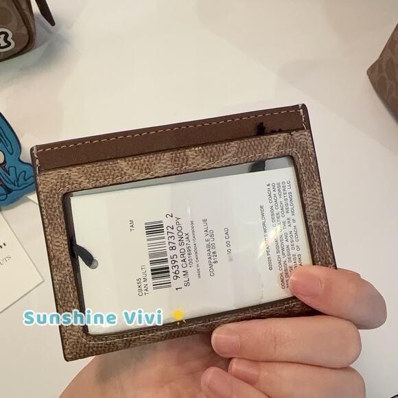 Coach X Peanuts Slim Id Card Case In Signature Canvas With Snoopy Print CBK55 - Picture 2 of 7